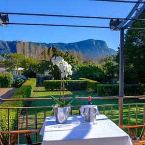https://constantia-white-lodge-guest-house.hotels-capetown.com